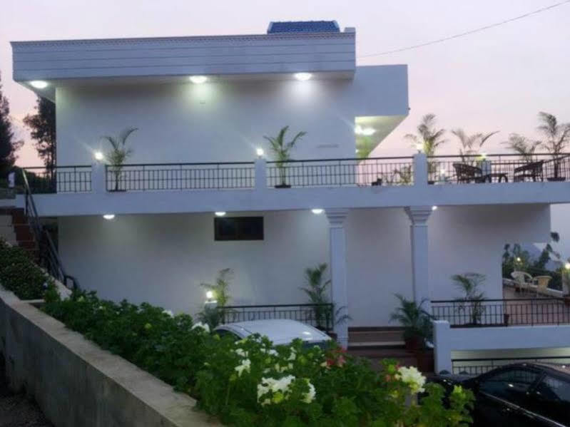 Mount N Mist Hotel Nainital Eksteriør billede